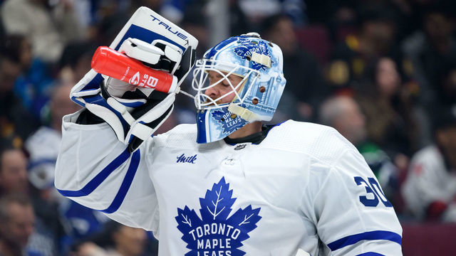 VANCOUVER, CANADA - MARCH 4: Matt Murray #30 of the Toronto Maple Leafs takes a drink during the first period of their NHL game against the Vancouver Canucks at Rogers Arena on March 4, 2023 in Vancouver, British Columbia, Canada.
