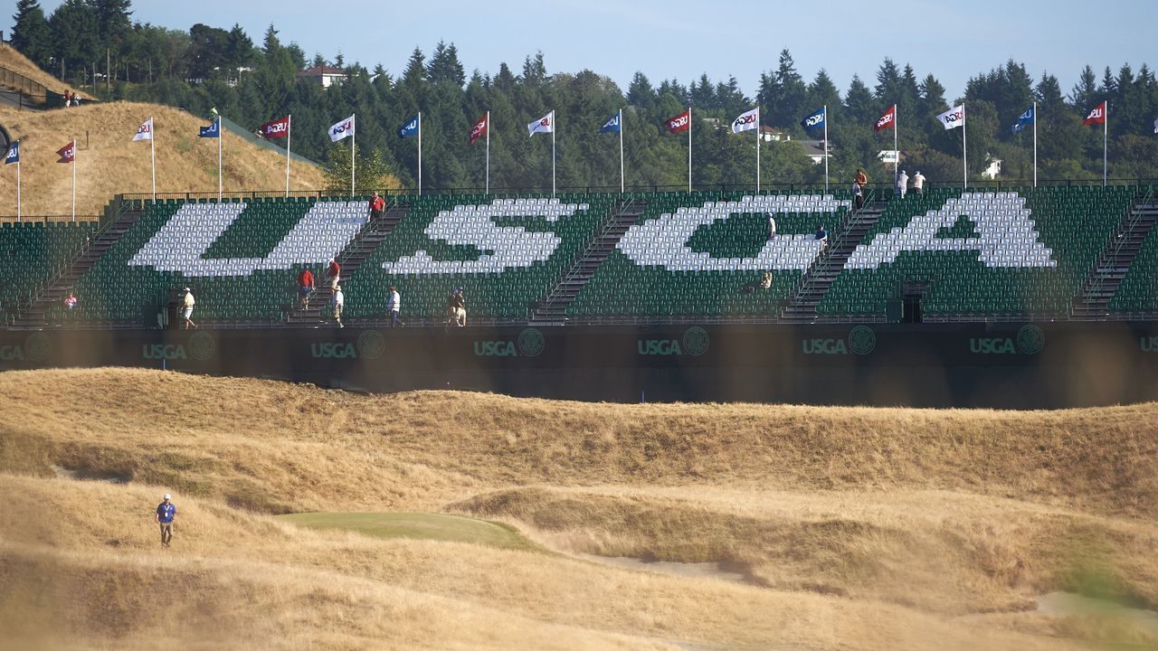 Golf: US Open: Scenic view of course and stands bearing USGA logo during Wednesday practice at Chambers Bay GC. University Place, WA 6/17/2015 CREDIT: Robert Beck (Set Number: X159712 TK1 )