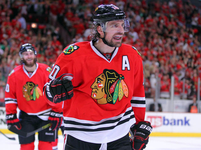 Kypreos: Blackhawks dangling Patrick Sharp in search of centerman