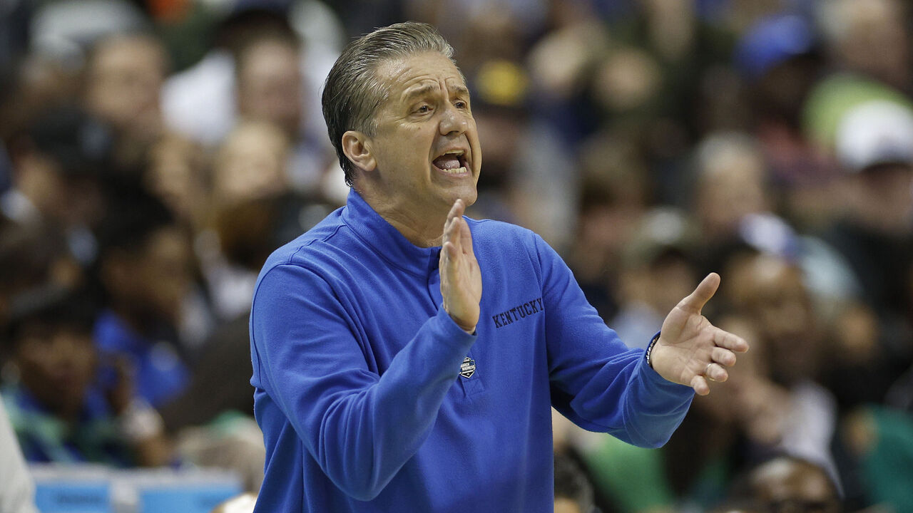 John Calipari lands Kentucky basketball third top-5 recruit in 2023