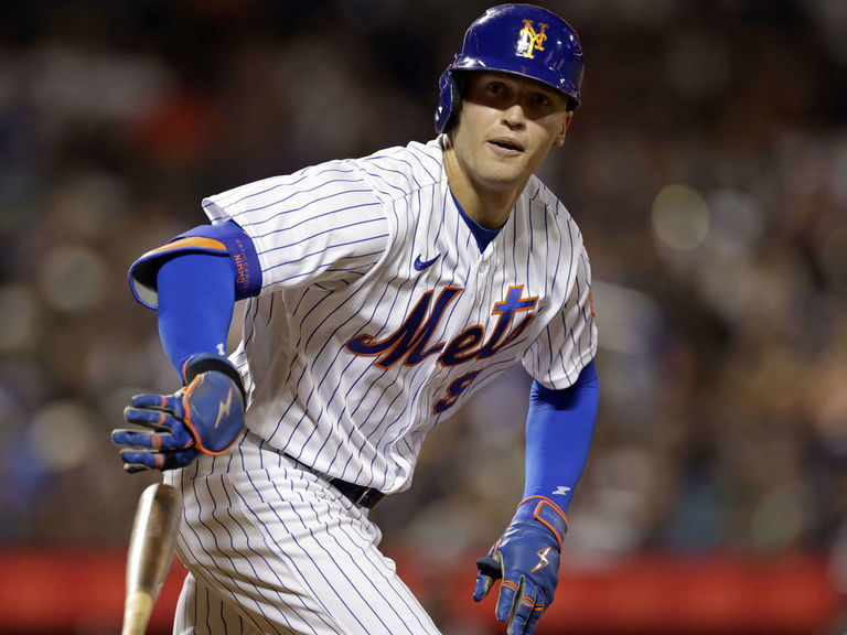 Brandon Nimmo placed on IL by Mets with shoulder injury