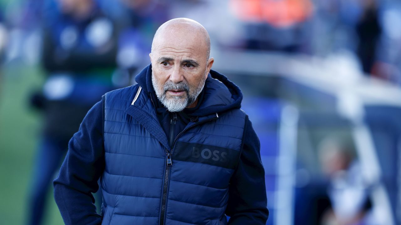 GETAFE, SPAIN - MARCH 19: Jorge Sampaoli, head coach of Sevilla FC, looks on during the spanish league, La Liga Santander, football match played between Getafe FC v Sevilla CF at Coliseum Alfonso Perez stadium on March 19, 2023, in Madrid, Spain.