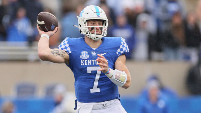 LEXINGTON, KENTUCKY - NOVEMBER 12: Will Levis #7 of the Kentucky Wildcats against the Vanderbilt Commodores at Kroger Field on November 12, 2022 in Lexington, Kentucky.