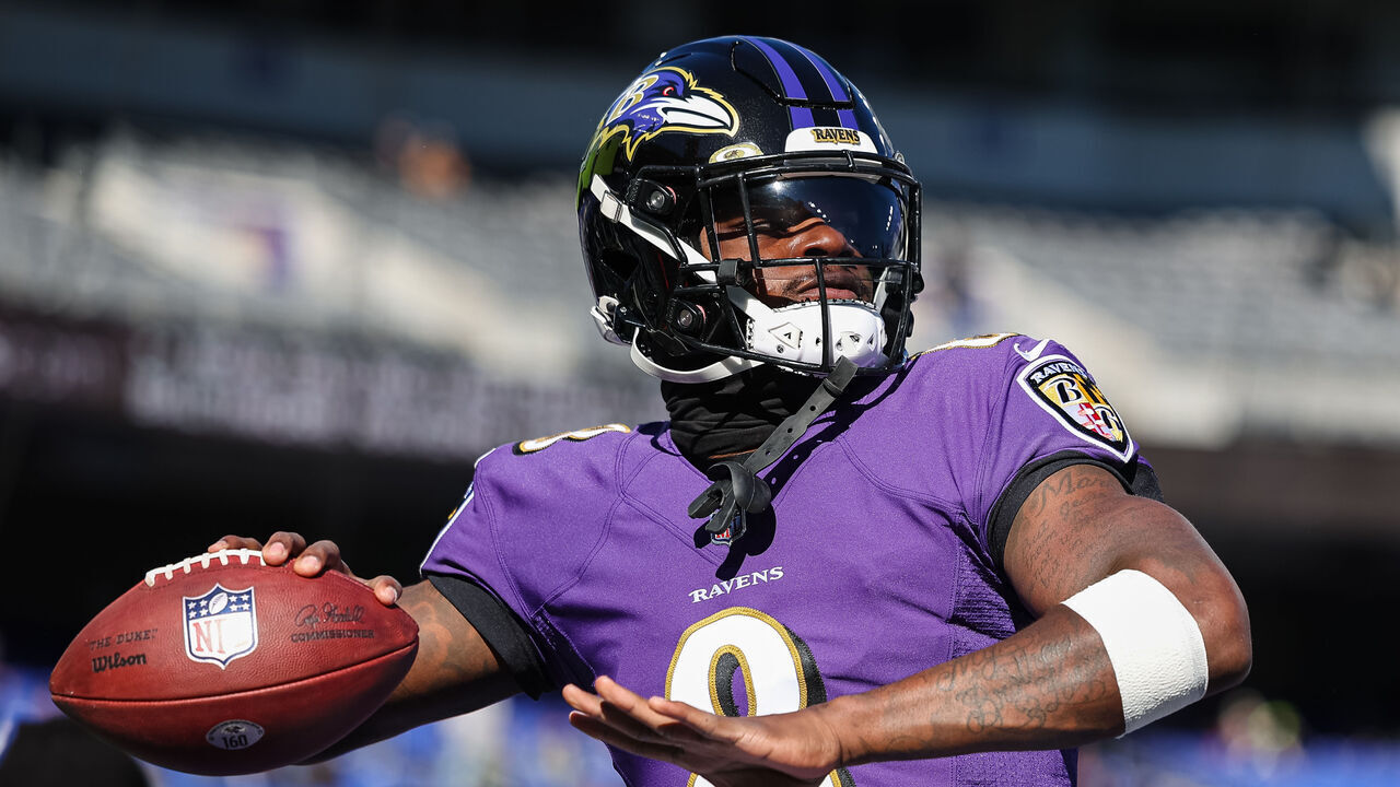 BALTIMORE, MD - NOVEMBER 20: Lamar Jackson #8 of the Baltimore Ravens attempts a pass before the game against the Carolina Panthers at M&T Bank Stadium on November 20, 2022 in Baltimore, Maryland.