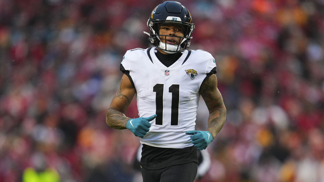 KANSAS CITY, MO - JANUARY 21: Marvin Jones Jr. #11 of the Jacksonville Jaguars gets set against the Kansas City Chiefs at GEHA Field at Arrowhead Stadium on January 21, 2023 in Kansas City, Missouri.
