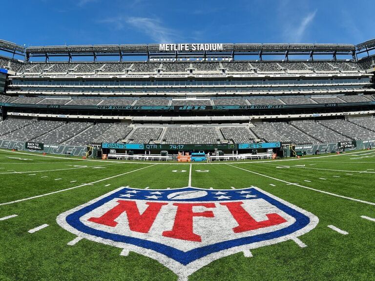 MetLife Stadium getting new synthetic turf after injury concerns