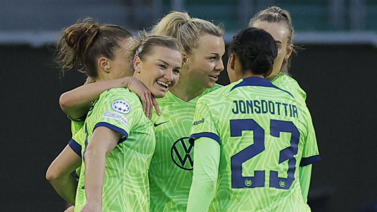 Wolfsburg's German forward Alexandra Popp (2ndL) celebrates with team mates after scoring the 1-0 goal during the UEFA Women's Champions League quarter-final second-leg match between Wolfsburg (VFL) and Paris Saint-Germain (PSG) at the VfL Wolsburg Arena in Wolfsburg, Germany, on March 30, 2023.