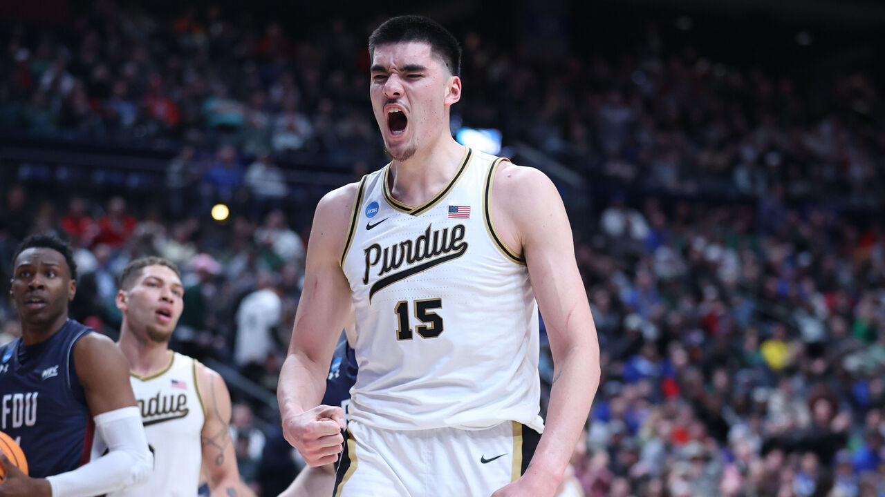 COLUMBUS, OH - MARCH 17: Zach Edey #15 of the Purdue Boilermakers reacts to making a basket against the Fairleigh Dickinson Knights during the first round of the 2023 NCAA Men's Basketball Tournament held at Nationwide Arena on March 17, 2023 in Columbus, Ohio.