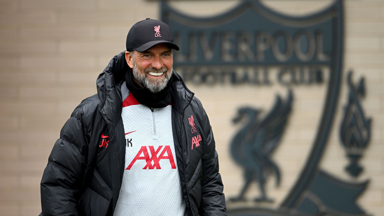 KIRKBY, ENGLAND - MARCH 30: (THE SUN OUT, THE SUN ON SUNDAY OUT) Jurgen Klopp manager of Liverpool during a training session at AXA Training Centre on March 30, 2023 in Kirkby, England.