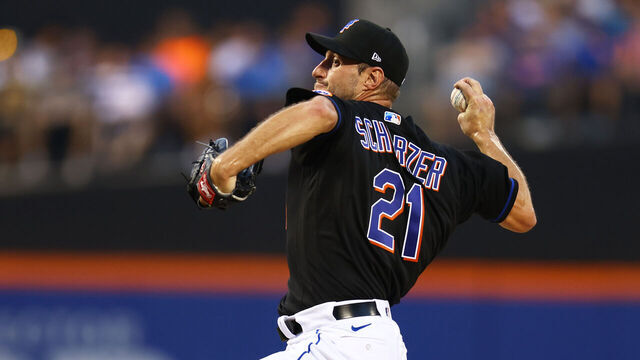 NEW YORK, NEW YORK - JULY 22: Max Scherzer #21 of the New York Mets in action against the San Diego Padres at Citi Field on July 22, 2022 in New York City. San Diego Padres defeated the New York Mets 4-1.