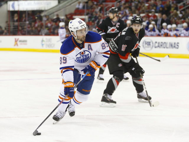Report: Oilers dangling No. 3 pick, Sam Gagner in pursuit of immediate help