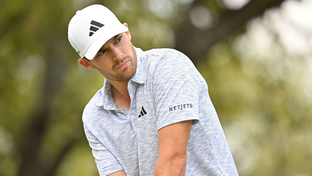 AUSTIN, TEXAS - MARCH 23: Aaron Wise looks over his ball on the first tee box during the second day of the World Golf Championships-Dell Technologies Match Play at Austin Country Club on March 23, 2023 in Austin, Texas.