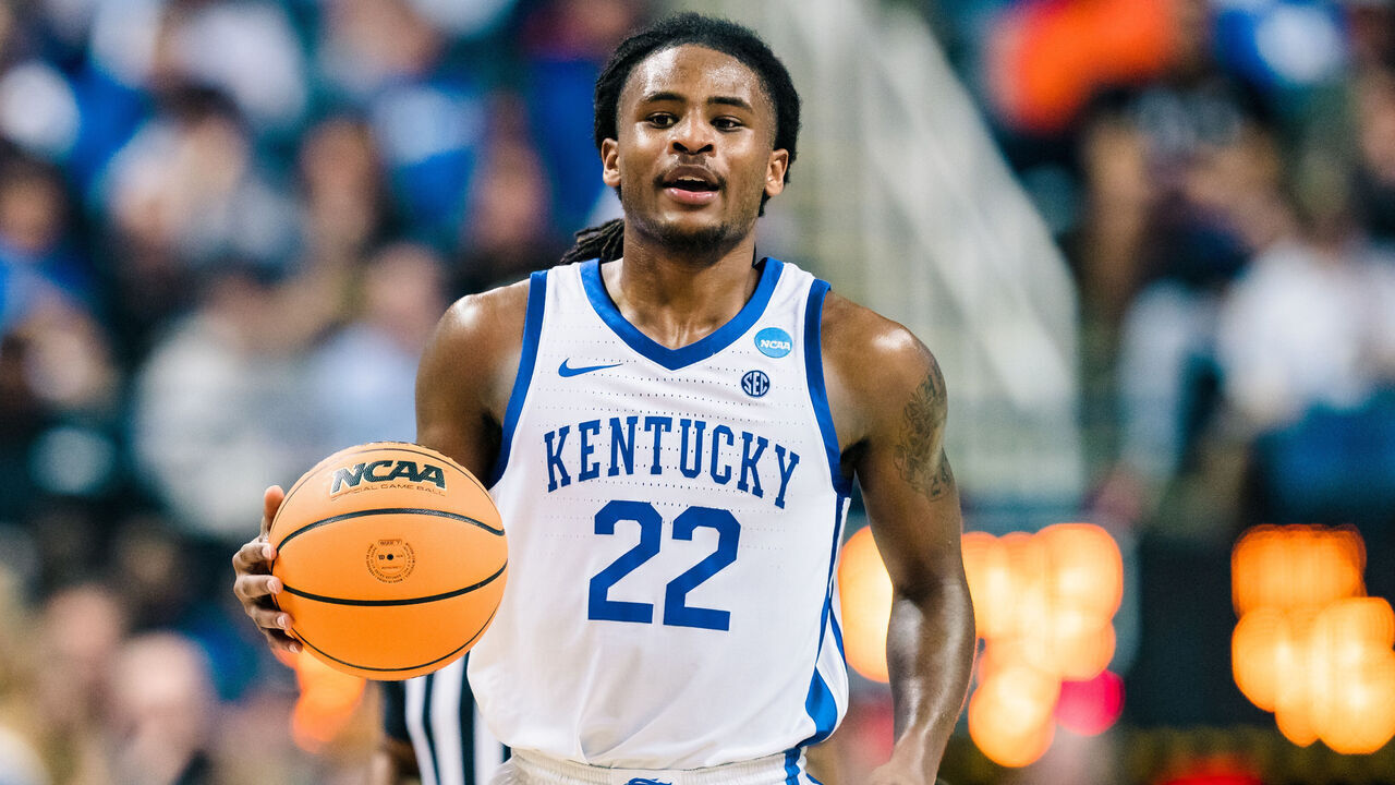 GREENSBORO, NORTH CAROLINA - MARCH 17: Cason Wallace #22 of the Kentucky Wildcats brings the ball up court against the Providence Friars in the first round of the NCAA Men's Basketball Tournament at The Fieldhouse at Greensboro Coliseum on March 17, 2023 in Greensboro, North Carolina.