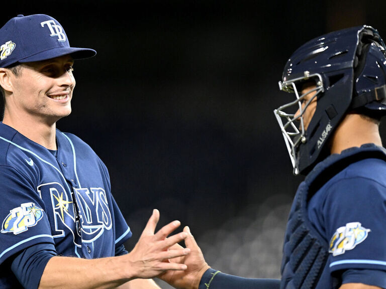 Rays' Randy Arozarena excited to have mom see him play for first time