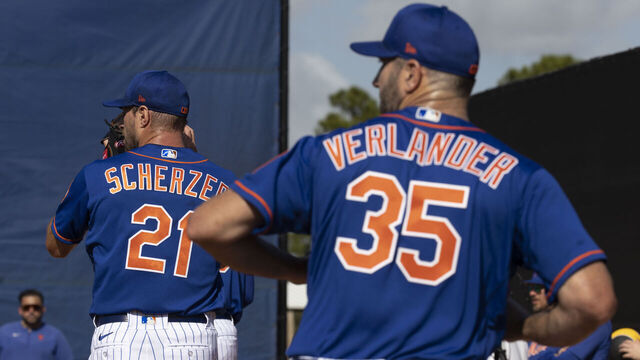 Port St. Lucie, Fl.: New York Mets pitchers Max Scherzer and Justin Verlander (#35) during a spring training workout, on February 17, 2023, in Port St. Lucie, Florida.