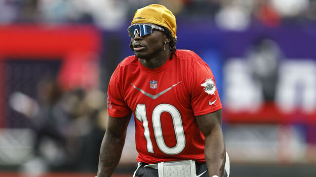 LAS VEGAS, NEVADA - FEBRUARY 05: LAS VEGAS, NEVADA - FEBRUARY 05: AFC wide receiver Tyreek Hill #10 of the Miami Dolphins lines up during an NFL Pro Bowl football game at Allegiant Stadium on February 05, 2023 in Las Vegas, Nevada.