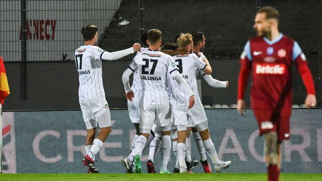 Toulouse's players celebrate their first goal during the French Cup semi-final football match between FC Annecy and Toulouse FC at the Parc Des Sports Stadium in Annecy, south-eastern France on April 6, 2023.