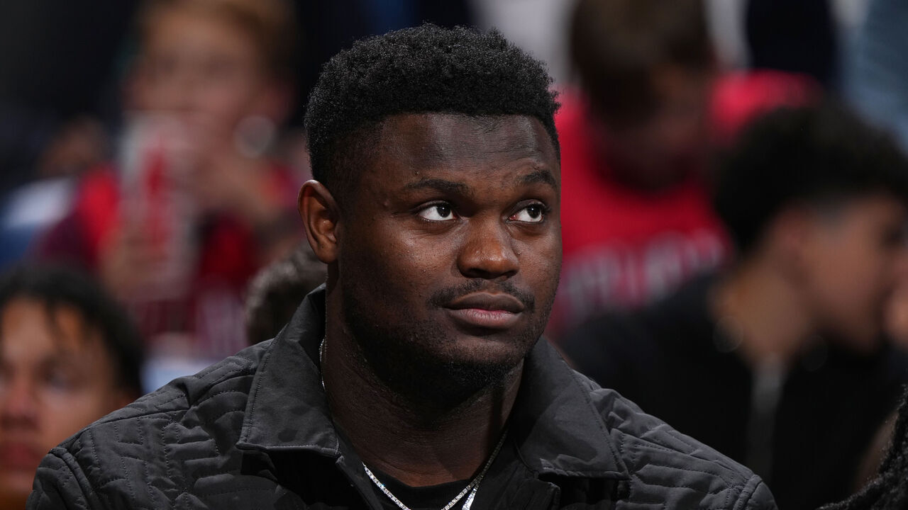 NEW ORLEANS, LA - MARCH 21: Zion Williamson #1 of the New Orleans Pelicans looks on during the game against the San Antonio Spurs on March 21, 2023 at the Smoothie King Center in New Orleans, Louisiana. Mandatory Copyright Notice: Copyright 2023 NBAE