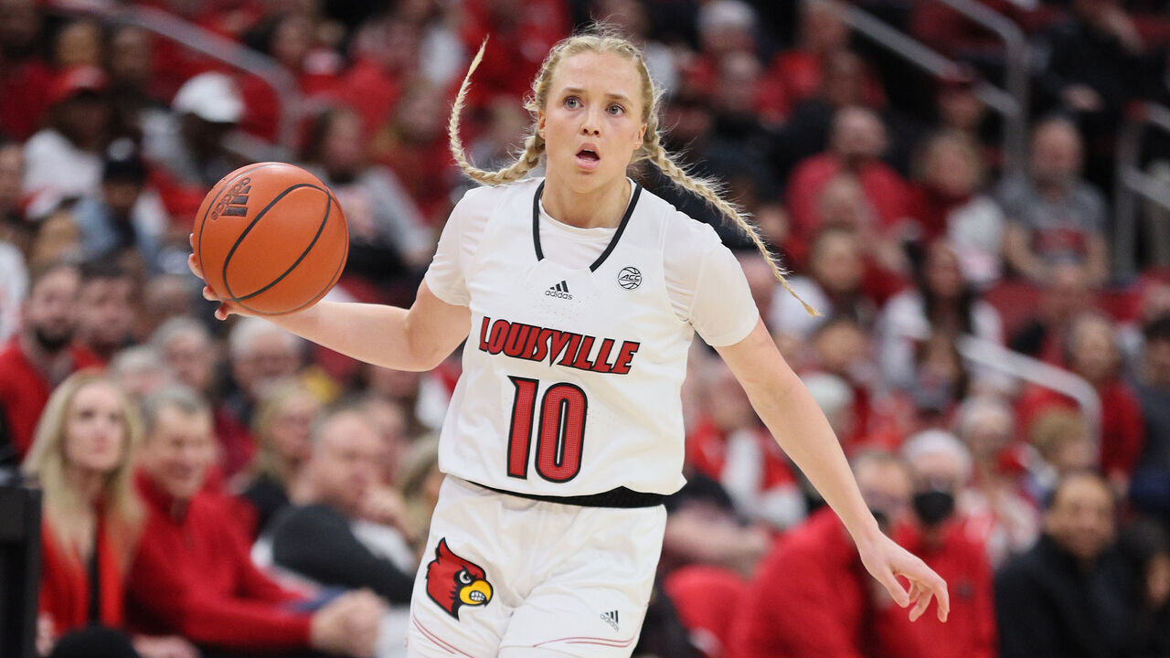 LOUISVILLE, KENTUCKY - FEBRUARY 26: Hailey Van Lith #10 of the Louisville Cardinals against the Notre Dame Fighting Irish at KFC YUM! Center on February 26, 2023 in Louisville, Kentucky.