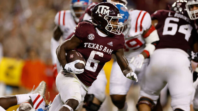 COLLEGE STATION, TEXAS - OCTOBER 29: Devon Achane #6 of the Texas A&M Aggies runs the ball in the first half against the Mississippi Rebels at Kyle Field on October 29, 2022 in College Station, Texas.