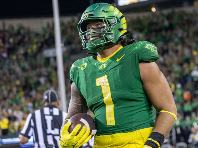 EUGENE, OR - OCTOBER 01: Linebacker Noah Sewell #1 of the Oregon Ducks celebrates his fumble recovery against the Stanford Cardinal during the first half at Autzen Stadium on October 1, 2022 in Eugene, Oregon.
