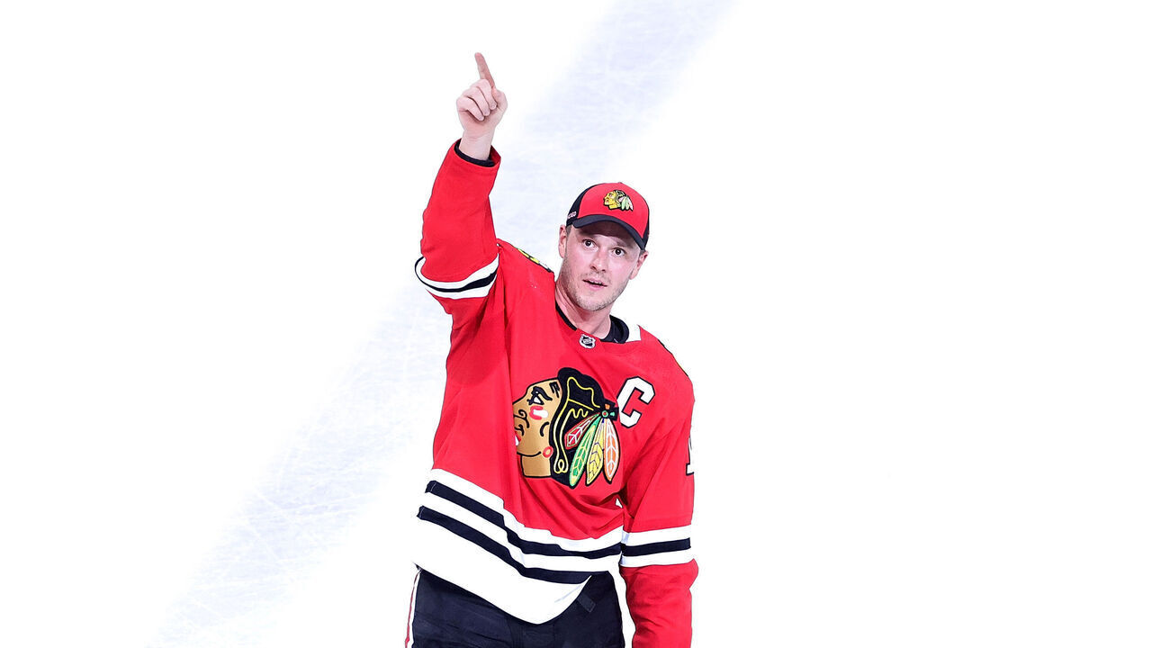 CHICAGO, ILLINOIS - APRIL 13: Jonathan Toews #19 of the Chicago Blackhawks waves to the crowd following a game against the Philadelphia Flyers at United Center on April 13, 2023 in Chicago, Illinois. The Flyers won 5-4 in overtime.
