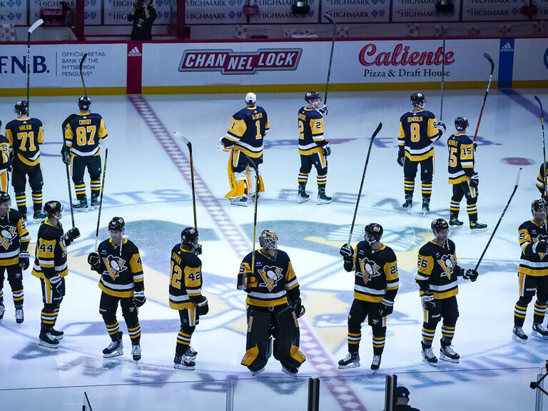 Frustrated Penguins lament 'failure of a season' after missing playoffs