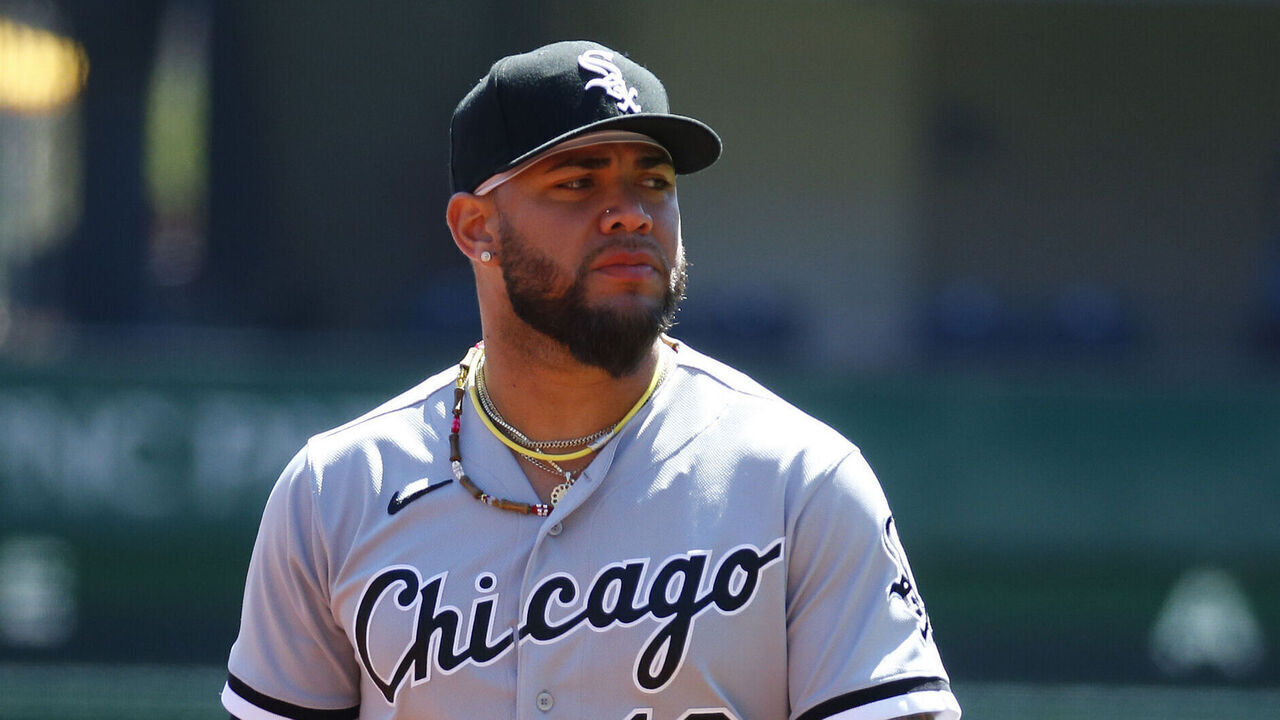 PITTSBURGH, PA - APRIL 09: Yoan Moncada #10 of the Chicago White Sox in action during inter-league play against the Pittsburgh Pirates at PNC Park on April 9, 2023 in Pittsburgh, Pennsylvania.