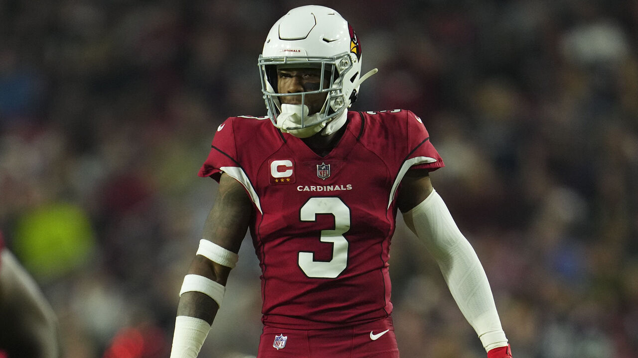 GLENDALE, AZ - DECEMBER 12: Budda Baker #3 of the Arizona Cardinals gets set against the New England Patriots at State Farm Stadium on December 12, 2022 in Glendale, Arizona.