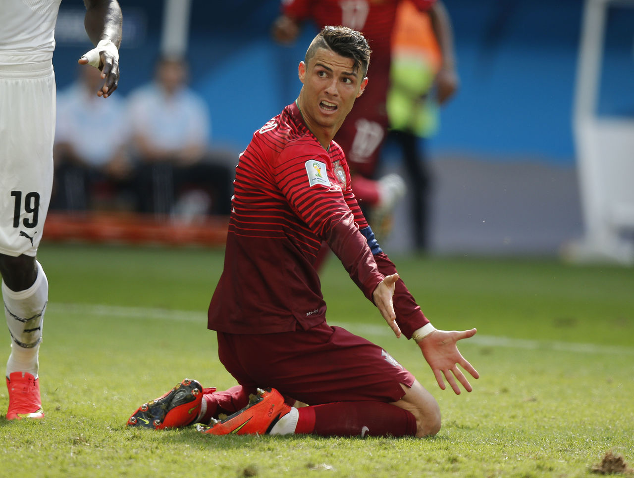 Cristiano Ronaldo's Room Broken into by Teenage Fan at 2014 World Cup Base, News, Scores, Highlights, Stats, and Rumors