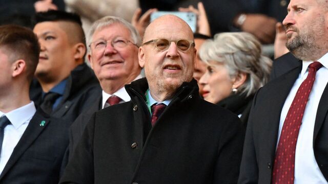 Manchester United's US co-chairman Avram Glazer (C) waits for kick off ahead of the English League Cup final football match between Manchester United and Newcastle United at Wembley Stadium, north-west London on February 26, 2023.