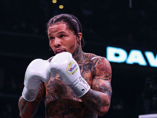 Report: Tank Davis, Frank Martin to fight for WBA lightweight belt | theScore.com