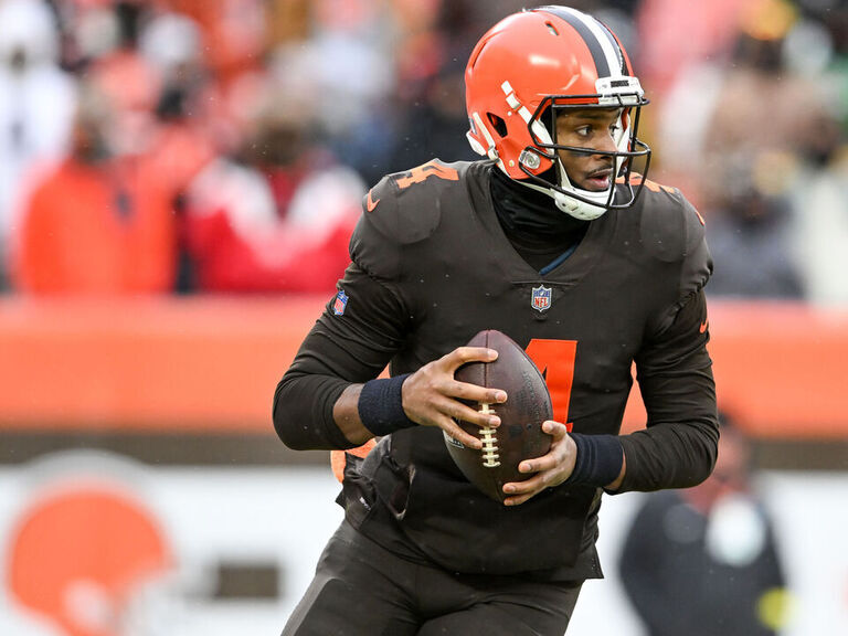 Watson Not Practicing After Bye Week Due To Shoulder Injury TheScore watson-not-practicing-after-bye-week-due-to-shoulder-injury-thescore