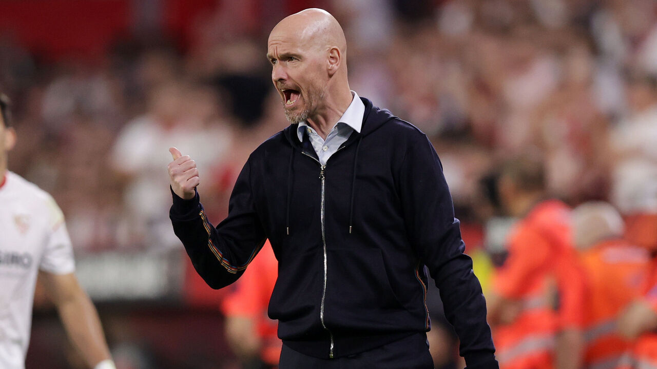 SEVILLE, SPAIN - APRIL 20: Erik ten Hag, Manager of Manchester United, reacts during the UEFA Europa League Quarterfinal Second Leg match between Sevilla FC and Manchester United at Estadio Ramon Sanchez Pizjuan on April 20, 2023 in Seville, Spain.