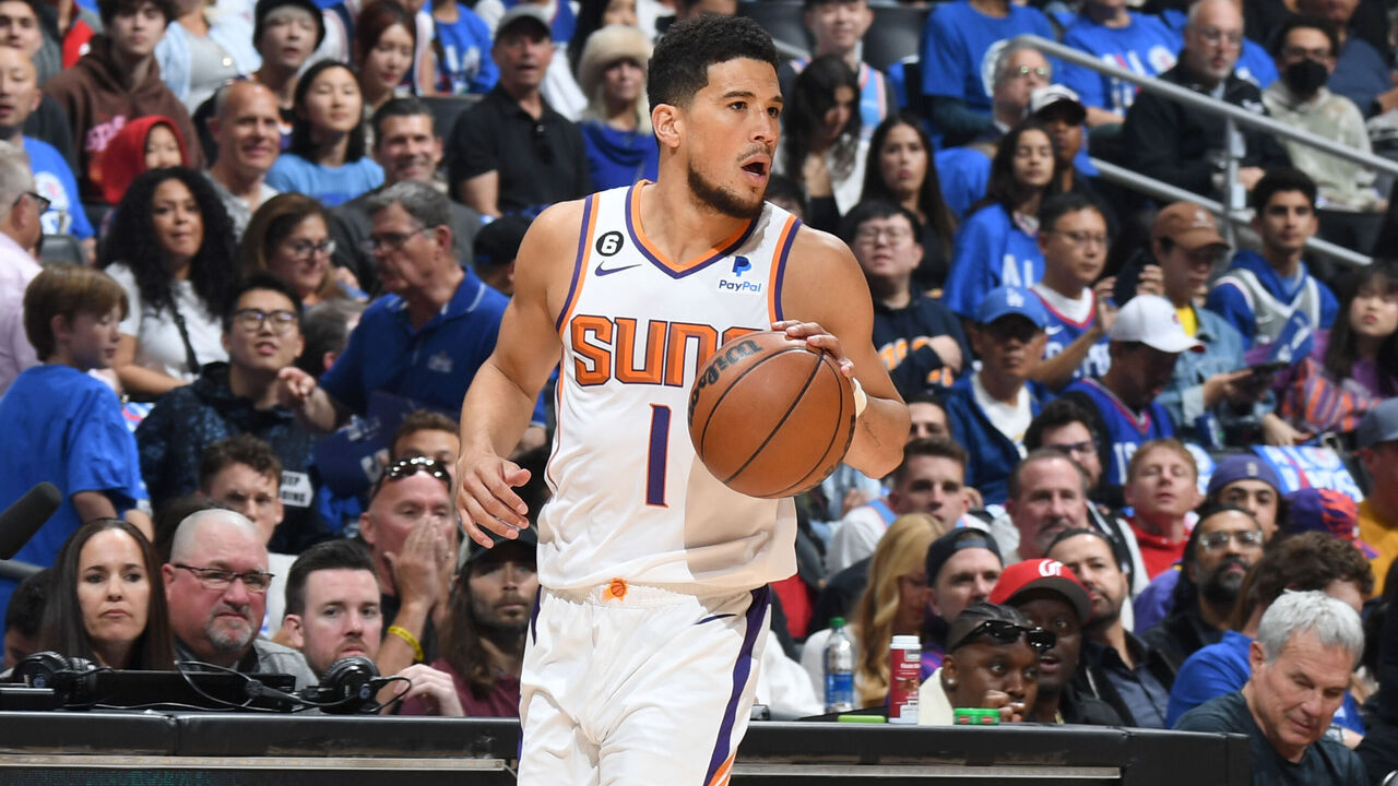 Booker has 45 points, Suns top Leonard-less Clippers 129-124 - The