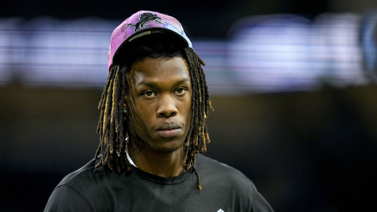 DETROIT, MICHIGAN - OCTOBER 02: Jameson Williams #9 of the Detroit Lions looks on before the game against the Seattle Seahawks at Ford Field on October 2, 2022 in Detroit, Michigan.
