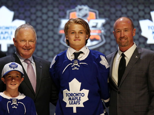 Maple Leafs select William Nylander with 8th overall pick in NHL draft