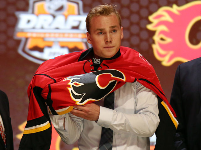 Flames select Sam Bennett with the 4th overall pick at NHL Draft