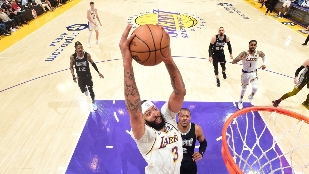 LOS ANGELES, CA - APRIL 22: Anthony Davis #3 of the Los Angeles Lakers drives to the basket during Round 1 Game 3 of the 2023 NBA Playoffs on APRIL 22, 2023 at Crypto.Com Arena in Los Angeles, California. NOTE TO USER: User expressly acknowledges and agrees that, by downloading and/or using this Photograph, user is consenting to the terms and conditions of the Getty Images License Agreement. Mandatory Copyright Notice: Copyright 2023 NBAE