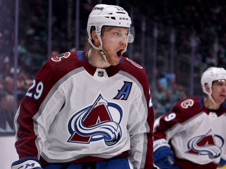 MacKinnon Scores Twice As Avalanche Spoil Kraken's Home Playoff Debut ...