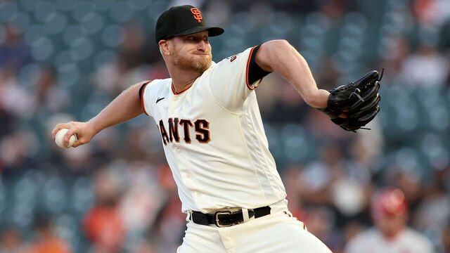 SAN FRANCISCO, CALIFORNIA - APRIL 24: Alex Cobb #38 of the San Francisco Giants pitches against the St. Louis Cardinals in the third2 inning at Oracle Park on April 24, 2023 in San Francisco, California.