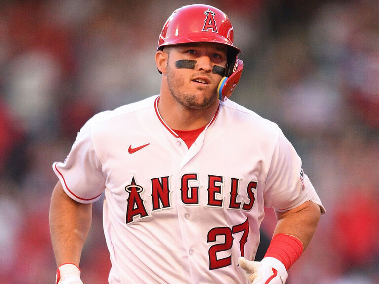 Download Los Angeles Angels 27 Mike Trout Wallpaper