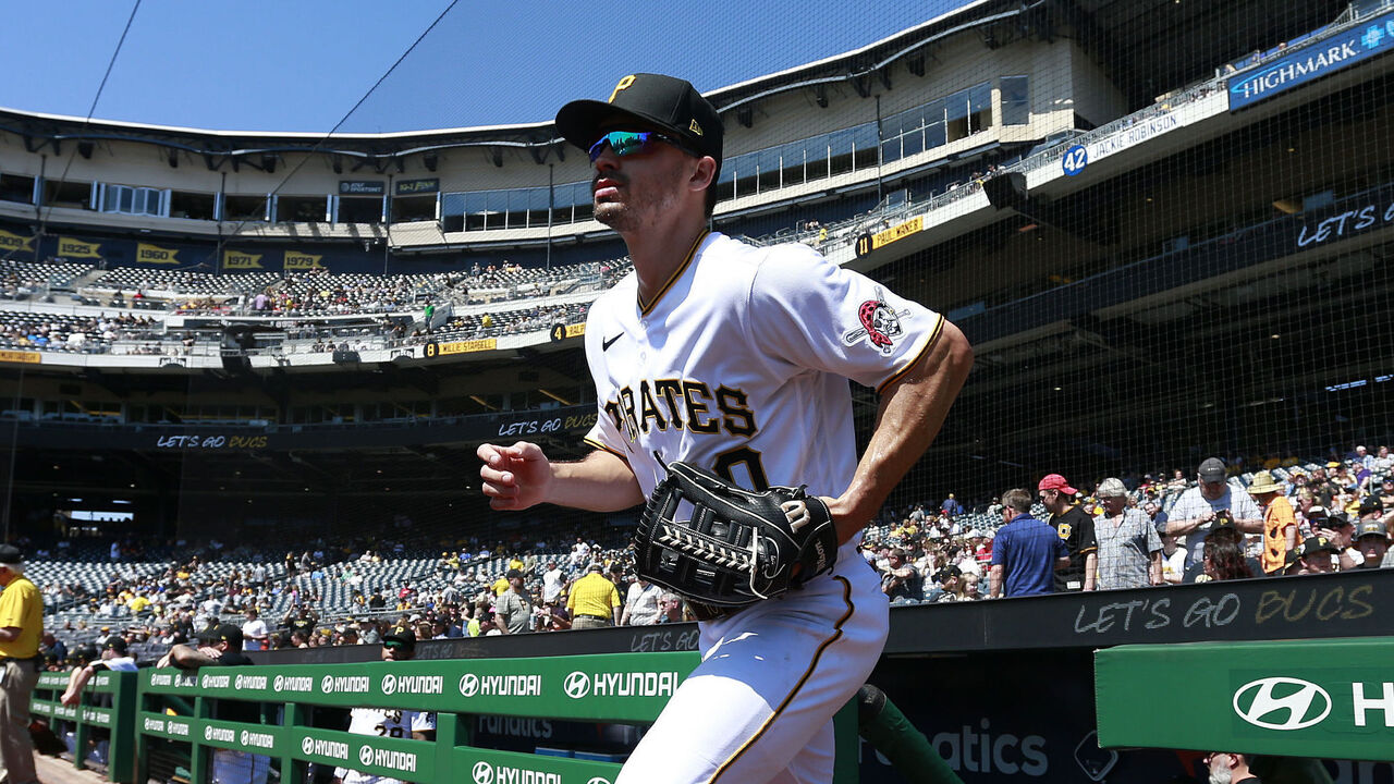 Report: Pirates Sign Star Outfielder to Biggest Contract in Team