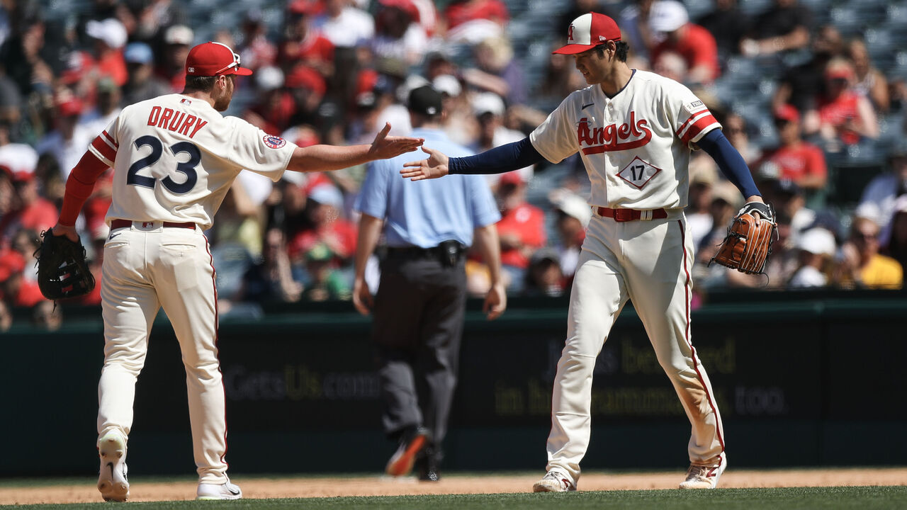 ANAHEIM, CA - APRIL 12: Los Angeles Angels shortstop Gio Urshela