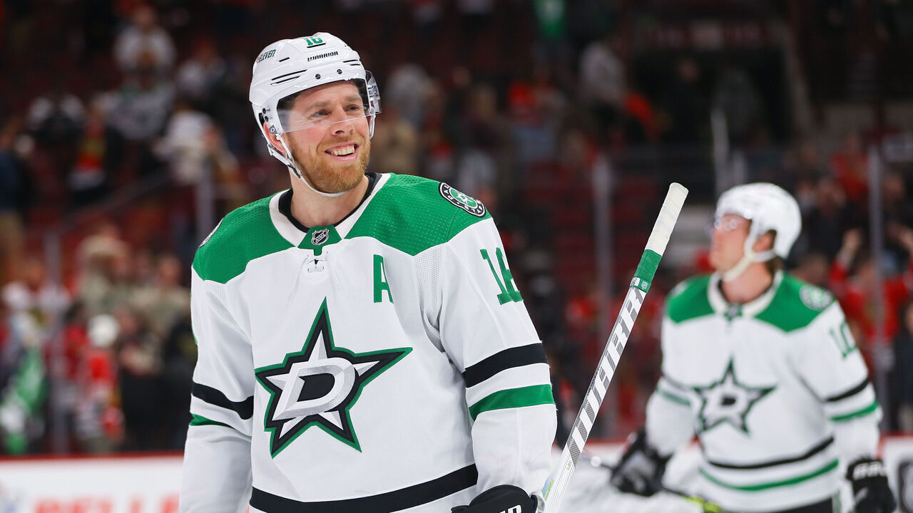 CHICAGO, IL - MARCH 02: Dallas Stars Right Wing Joe Pavelski (16) looks on after a game between the Dallas Stars and the Chicago Blackhawks on March 2, 2023 at the United Center in Chicago, IL.