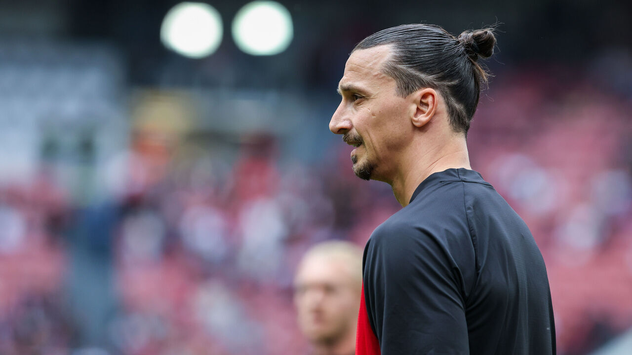 MILAN, ITALY - 2023/04/23: Zlatan Ibrahimovic of AC Milan seen during the Serie A 2022/23 football match between AC Milan and US Lecce at San Siro Stadium. Final score; Milan 2:0 Lecce.