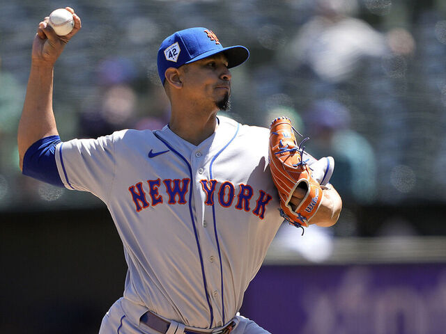 The Year the Yankees and Mets Brought Winning Baseball Back to New York