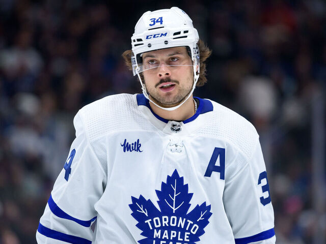 VANCOUVER, CANADA - MARCH 4: Auston Matthews #34 of the Toronto Maple Leafs during waits for a face-off during the second period of their NHL game against the Vancouver Canucks at Rogers Arena on March 4, 2023 in Vancouver, British Columbia, Canada.
