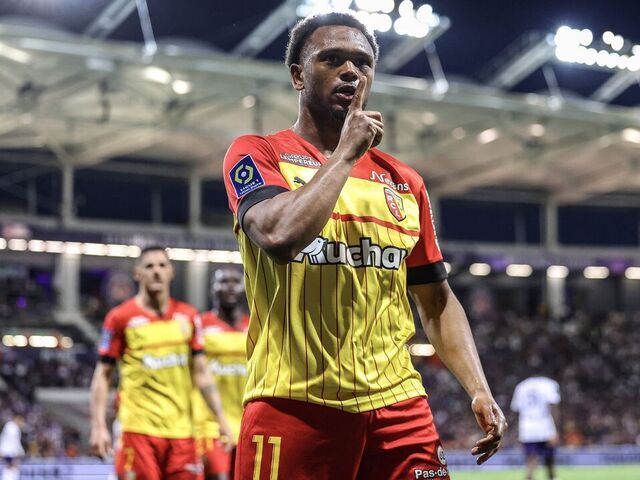 Lens' Belgian forward Lois Openda celebrates after scoring the opening goal during the French L1 football match between Toulouse FC and RC Lens at Stadium TFC in Toulouse, southwestern France, on May 2, 2023.