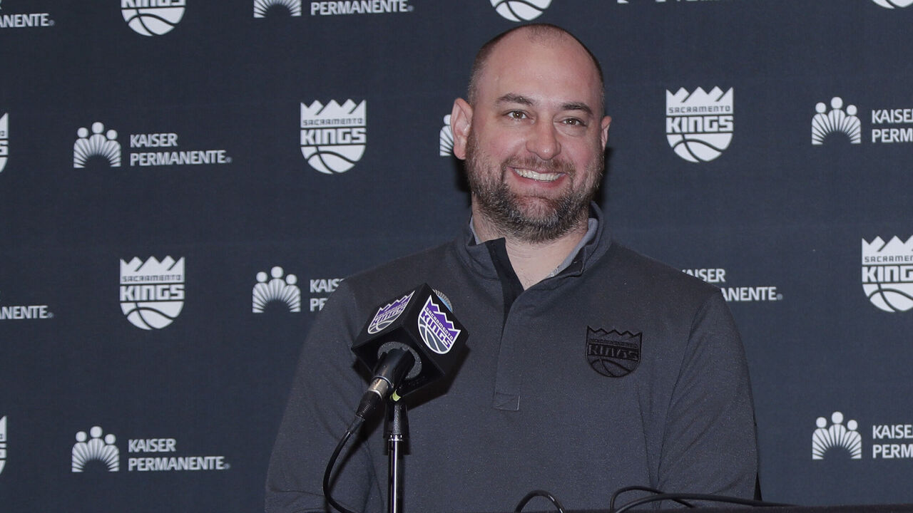 SACRAMENTO, CA - JUNE 21: Monte McNair GM and Mike Brown the new Head Coach of the Sacramento Kings address the media at a press conference on June 21, 2022 at the Golden 1 Center in Sacramento, California. NOTE TO USER: User expressly acknowledges and agrees that, by downloading and/or using this Photograph, user is consenting to the terms and conditions of the Getty Images License Agreement. Mandatory Copyright Notice: Copyright 2022 NBAE